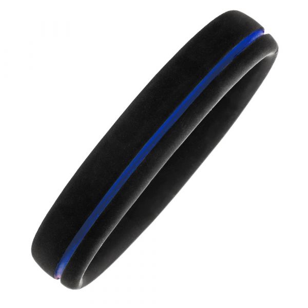 Magnetic bracelet made of skin-friendly silicone